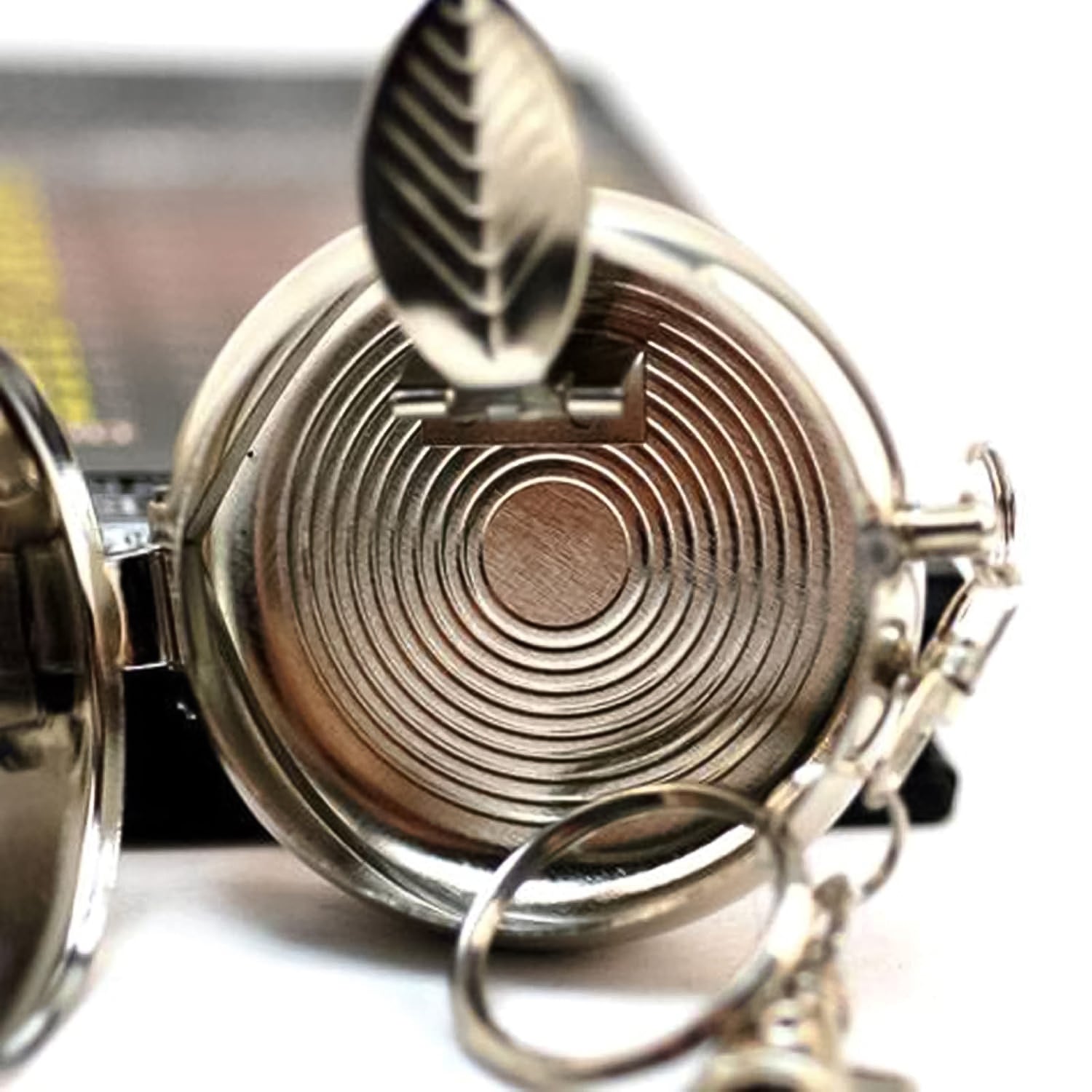 Mini Pocket SS Ashtray with keyring (1pc) Mini Pocket SS Ashtray with keyring (1pc)